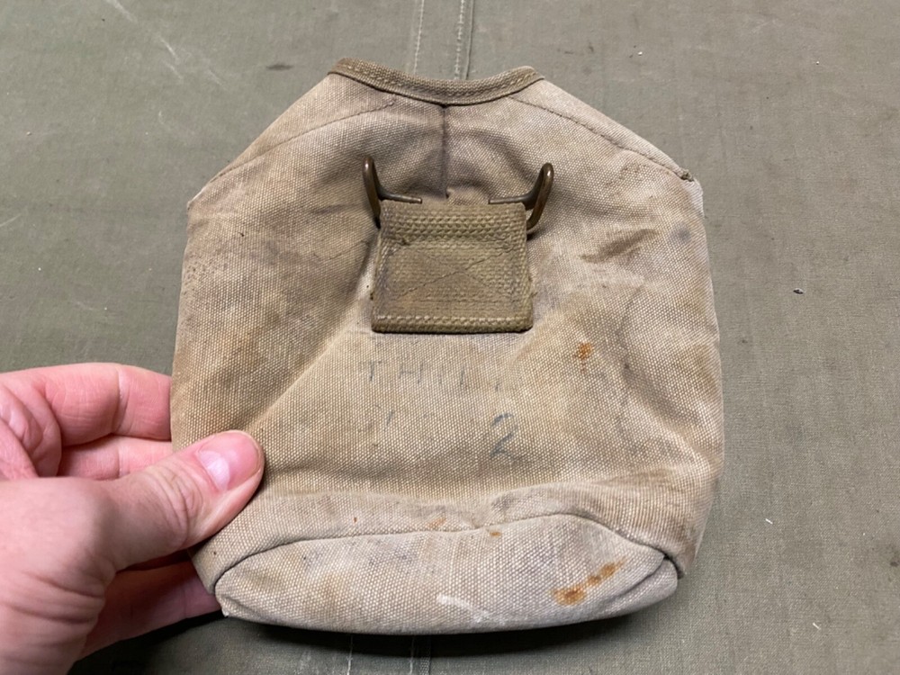 ORIGINAL WWII US ARMY INFANTRY M1942 CANTEEN COVER-OD#3