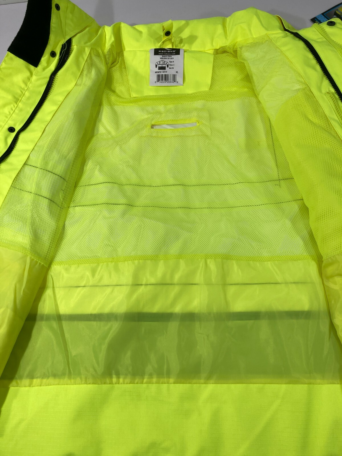RADIANS RW32-3Z1Y RADWEAR CLASS 3 HEAVY DUTY RIP STOP HI VIS RAIN JACKET COAT LG