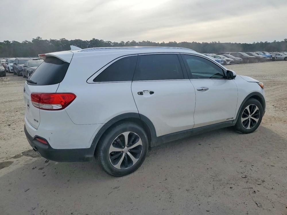 SORENTO 2016 Glove Box 5003655