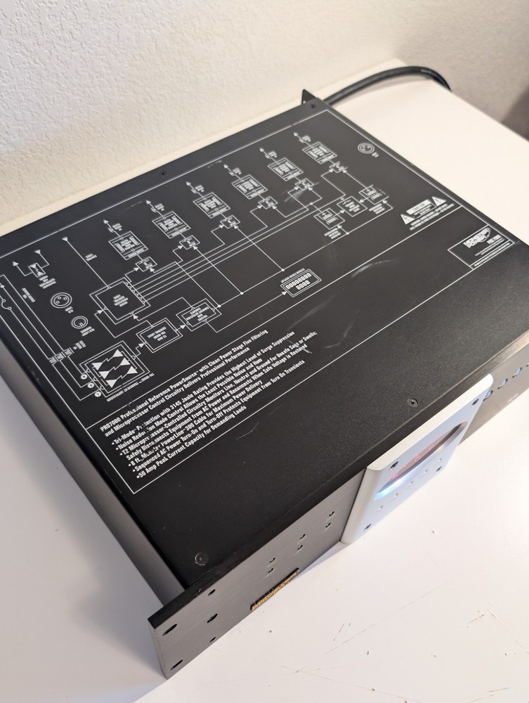 Monster Power PRO 7000 PowerSource Power Conditioner 12 Outlets - Tested/Working