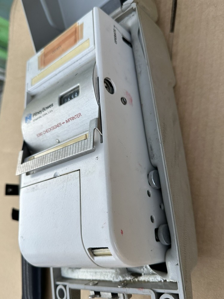 PITNEY BOWES CHECK SIGNER-IMPRINTER, MODEL 5390