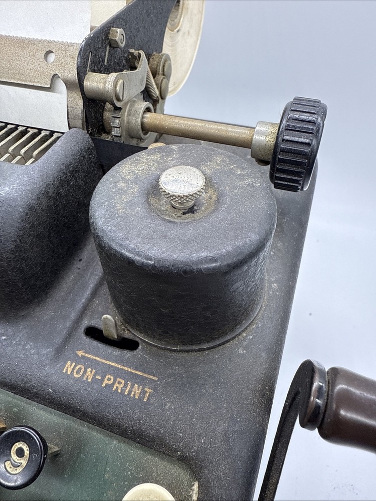 Vintage 1925 Burroughs Portable Adding Machine Register Keys Lever Work