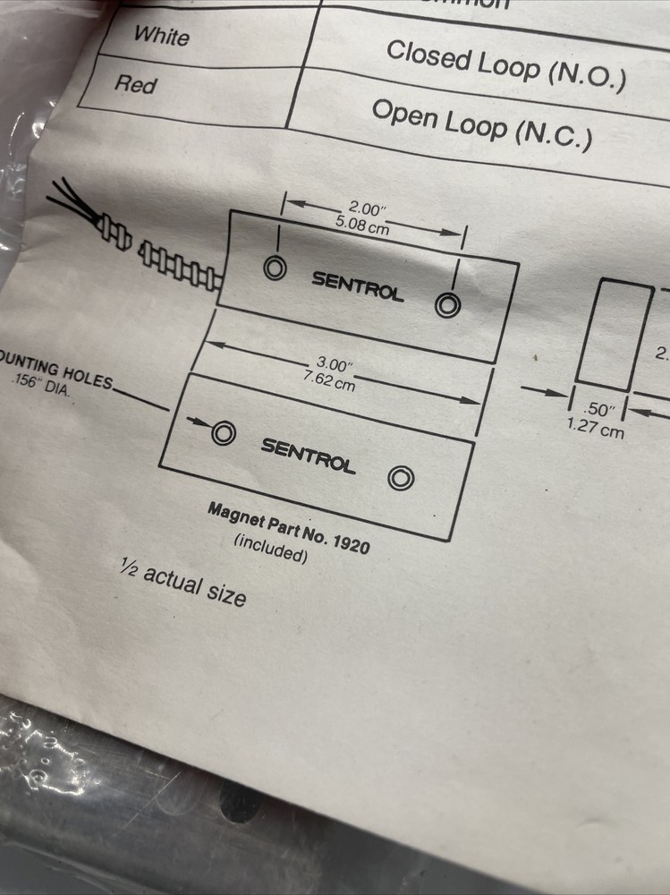 Sentrol DE5-14 Magnet Switch 1920D-L Magnet and bracket only