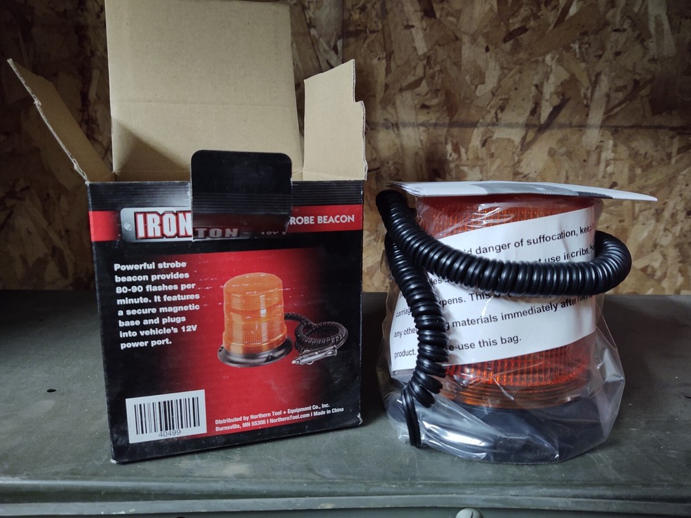 Ironton 12v Strobe Beacon, Waterproof with Magnetic Base