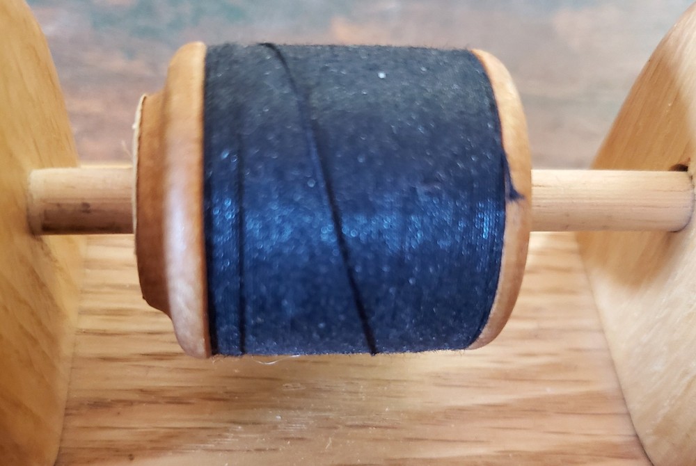 Vintage Carol Armstrong Quilt Thread SPOOL HOLDER Designed For Thread CRAFTER