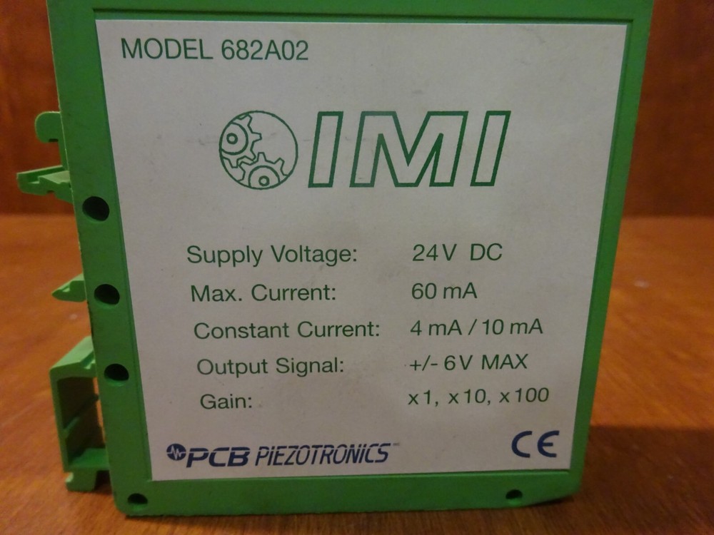 PCB Piezotronics IMI 682A02 signal conditioner