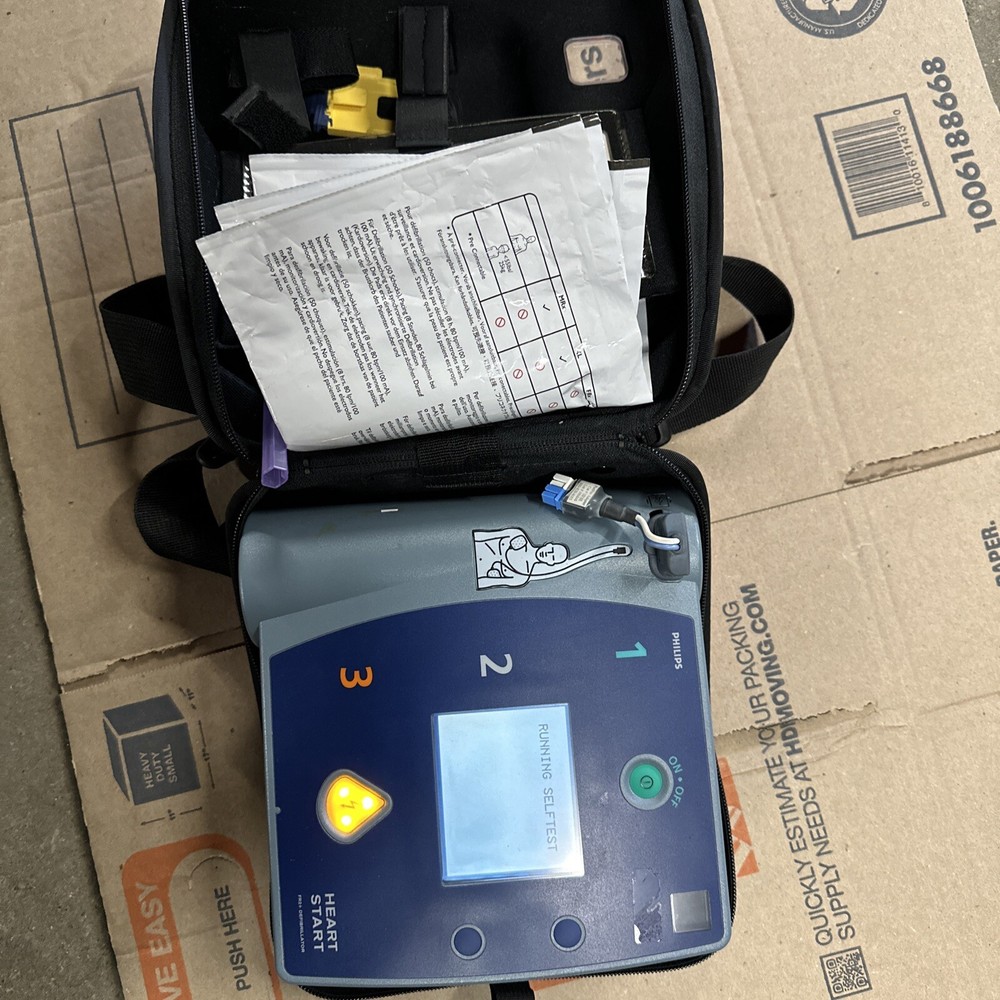 Philips HeartStart FR2+ AED Defibrillator With Pad