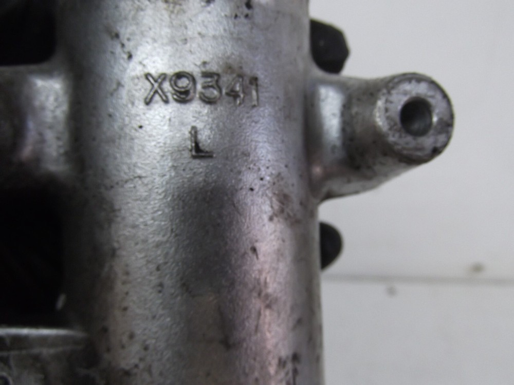 SUZUKI GSF600 BANDIT MK1 FORK LOWER LEFT HAND