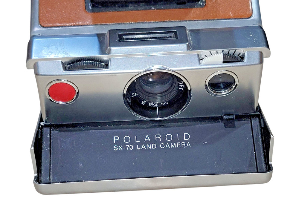 Vintage Polaroid SX-70 Land Camera Untested Fold Up