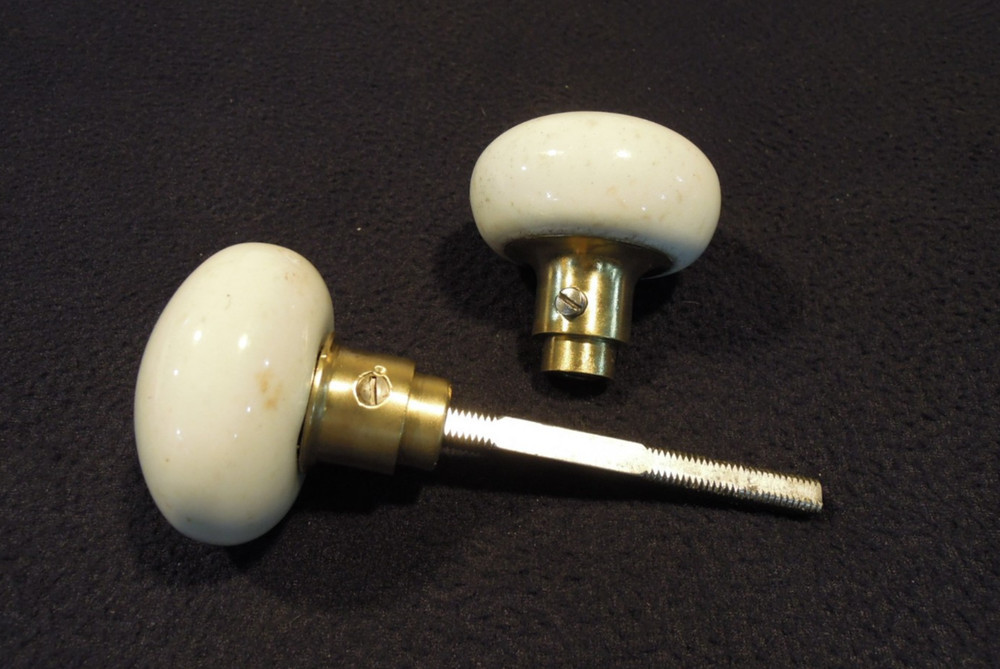 Beautiful Pair Antique Victorian White Porcelain Door Knobs Brass Shanks
