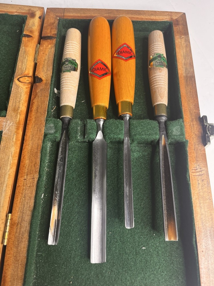 HENRY TAYLOR & HT DIAMIC GOUGES - LOT OF 4 - IN PRESENTATION BOX