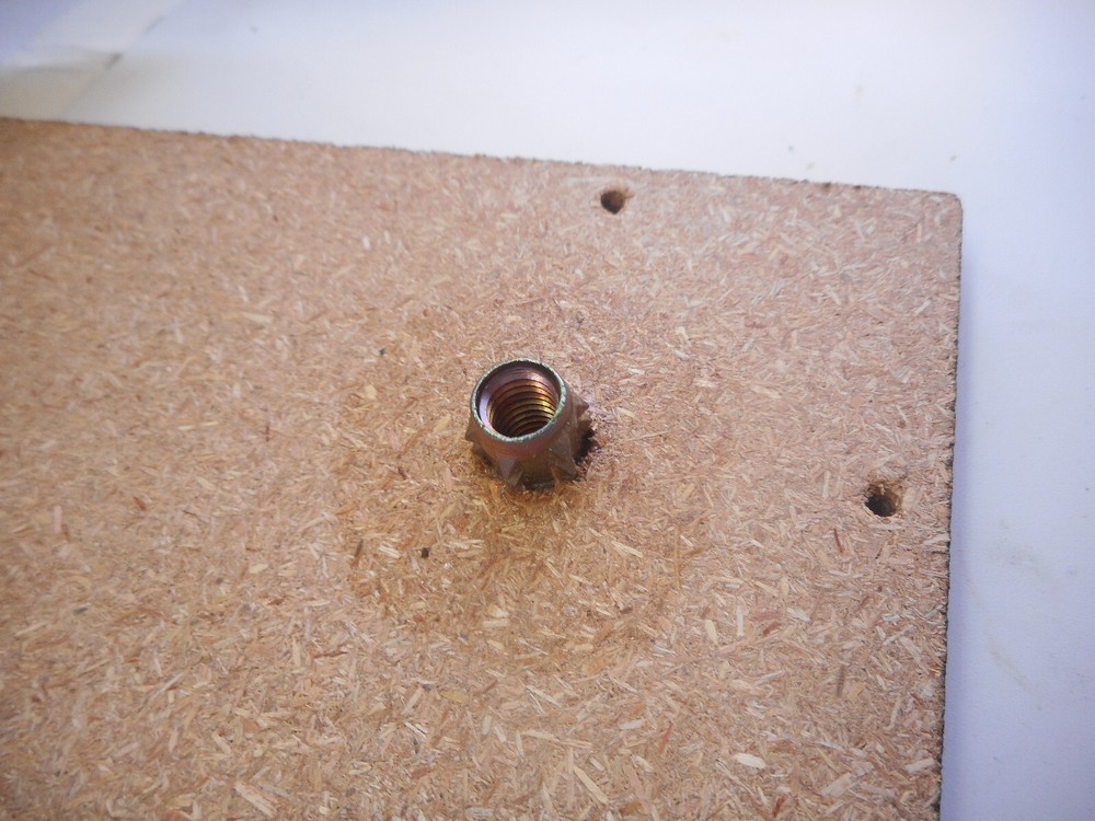 NUMARK TURNTABLE TT1400 - BOTTOM COVER - PARTING OUT