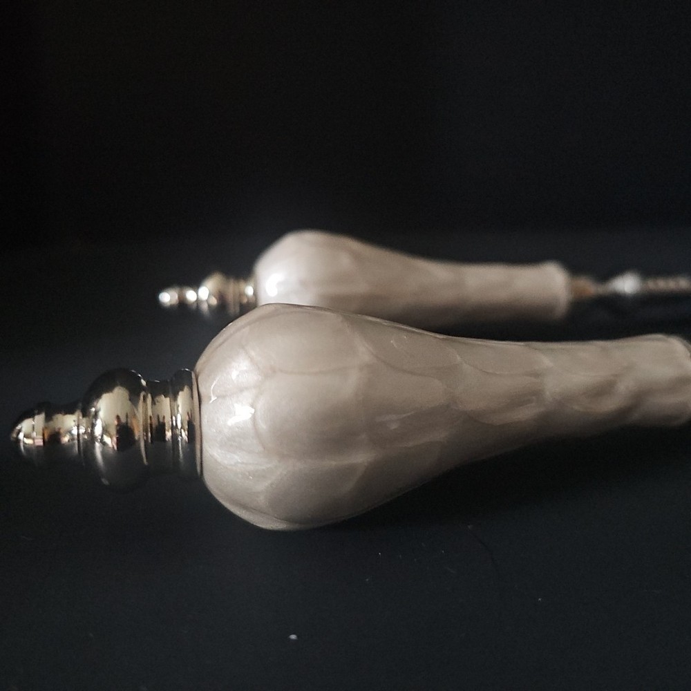 2 Pc. Julia Knight Snow Peony Cake Serving Set EUC - D4