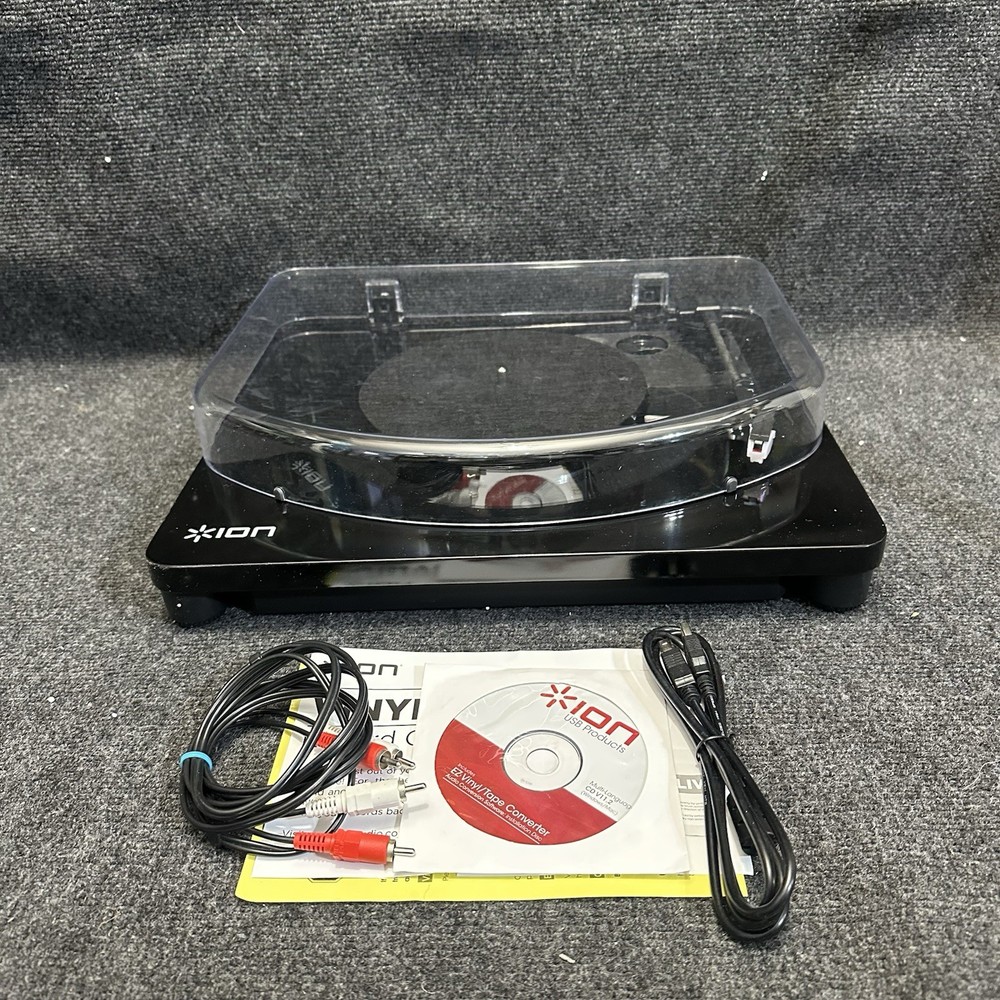 ION Classic LP Mac & PC USB Conversion Turntable Digital Music Record Player