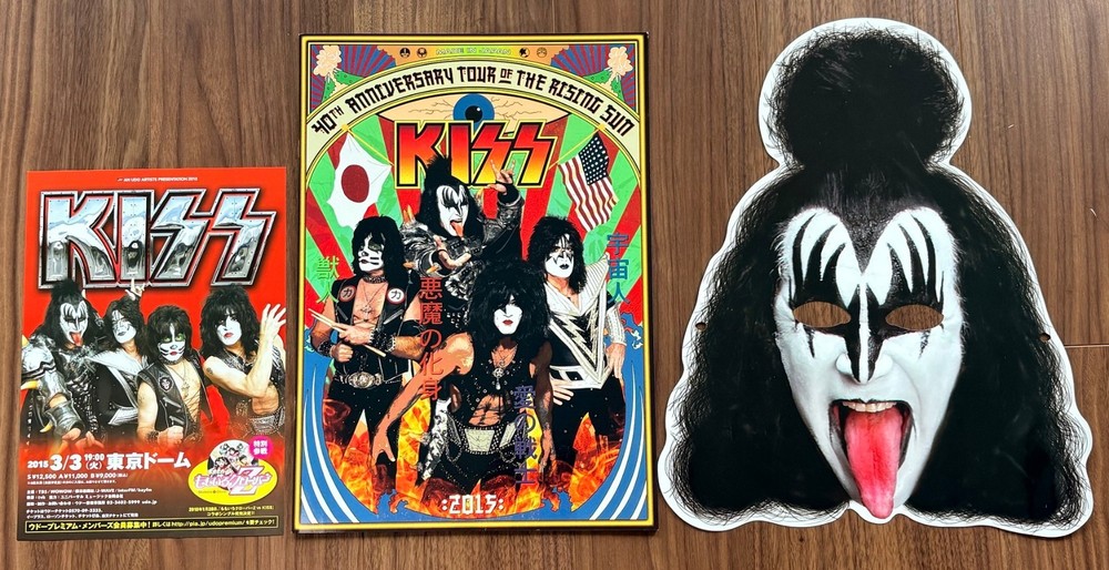 $0 SHIP! Kiss 2015 JAPAN tour book + GENE SIMMONS MASK + promo FLYER more listed