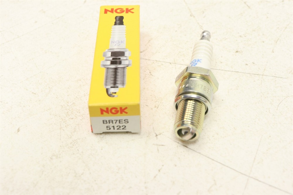NGK Spark Plug BR7ES 5122 41087
