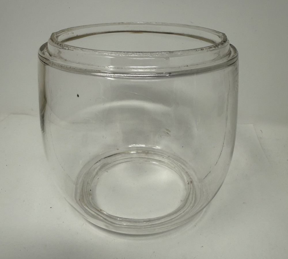 unmarked clear Dietz D Lite style lantern globe