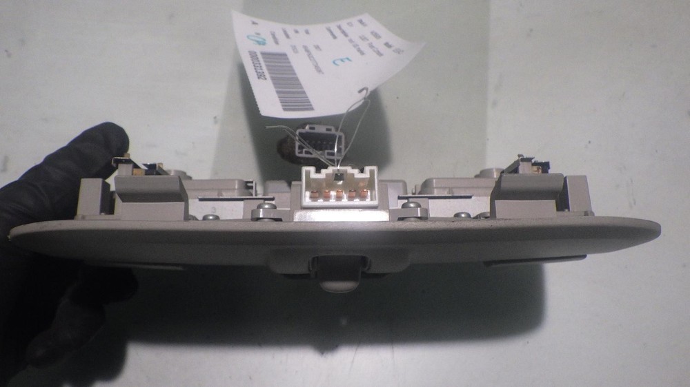 07 SUBARU LEGACY Front Console roof