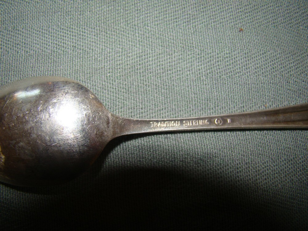 INTERNATIONAL TRADITION STERLING SILVER DESIRE TEASPOON NO MONOGRAM