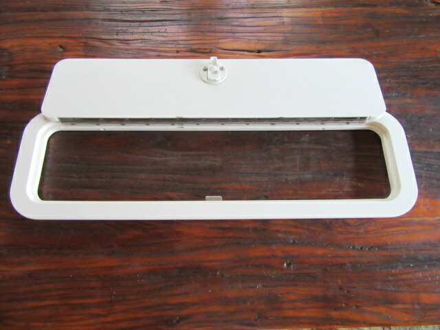 Cabinet Deck Console Hatch 23" x 12-1/2" Starboard