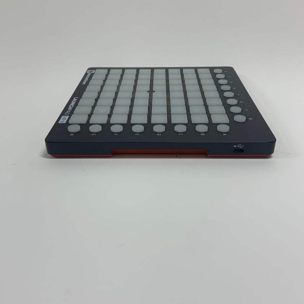 Novation Launchpad Mini Mini Grid Controller