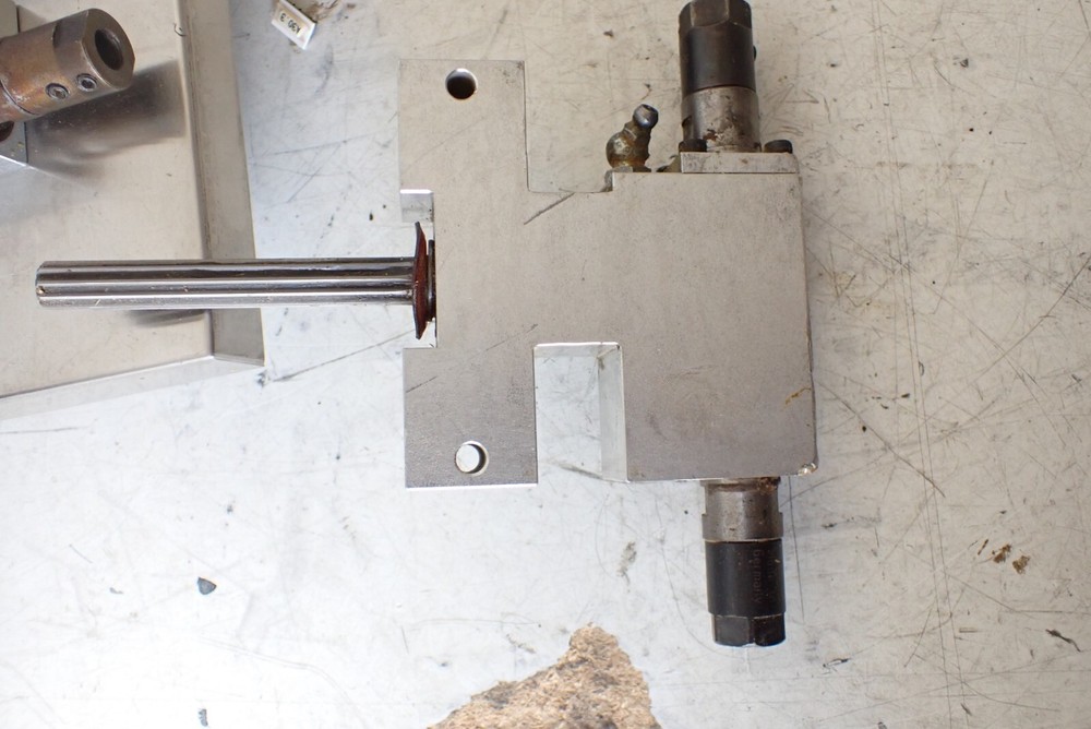 MORBIDELLI SCM ROUTER 2+2 Horizontal Spindle -- Tool Holder Chuck