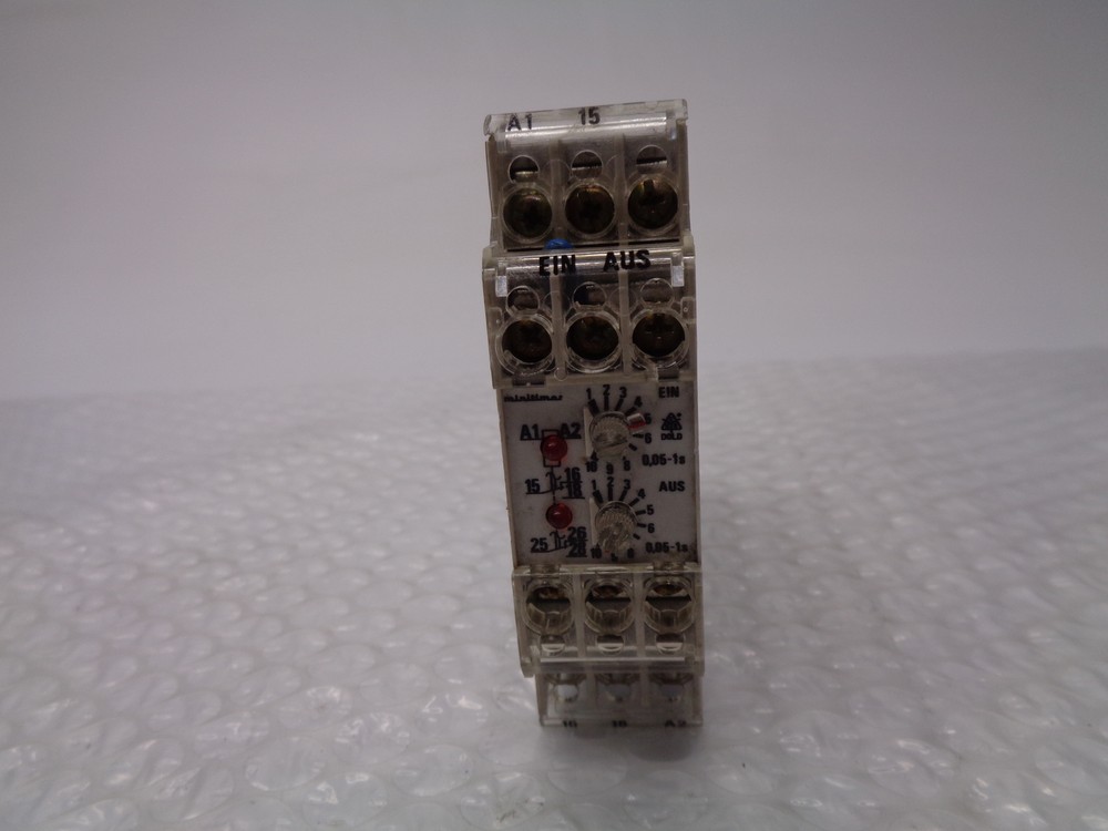E. DOLD MK7854.81 CONTROL MODULE UNMP
