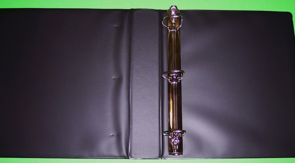 BCW 2" ALBUM / 3 RING BINDER - PLAIN BLACK - HOLDS 60+ PAGES