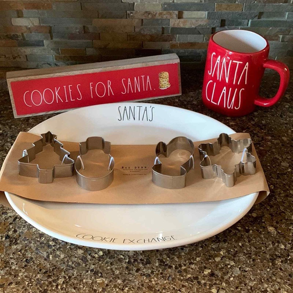 Rae Dunn cookie platter and mug set