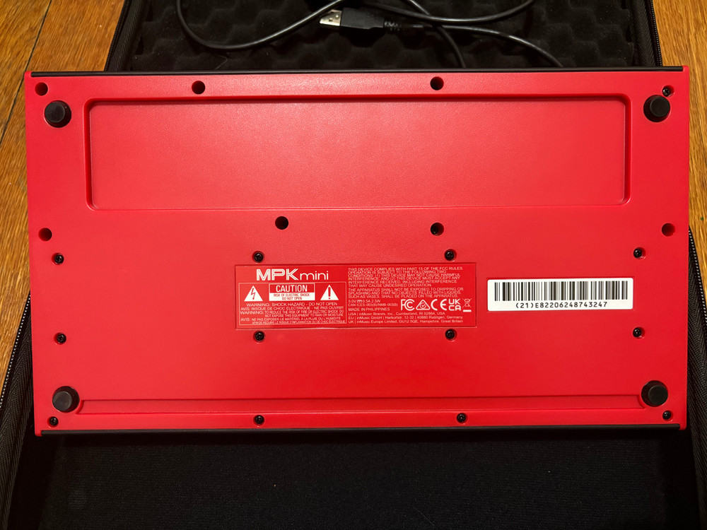 Akai Professional MPK Mini USB MIDI Keyboard Controller /with Case