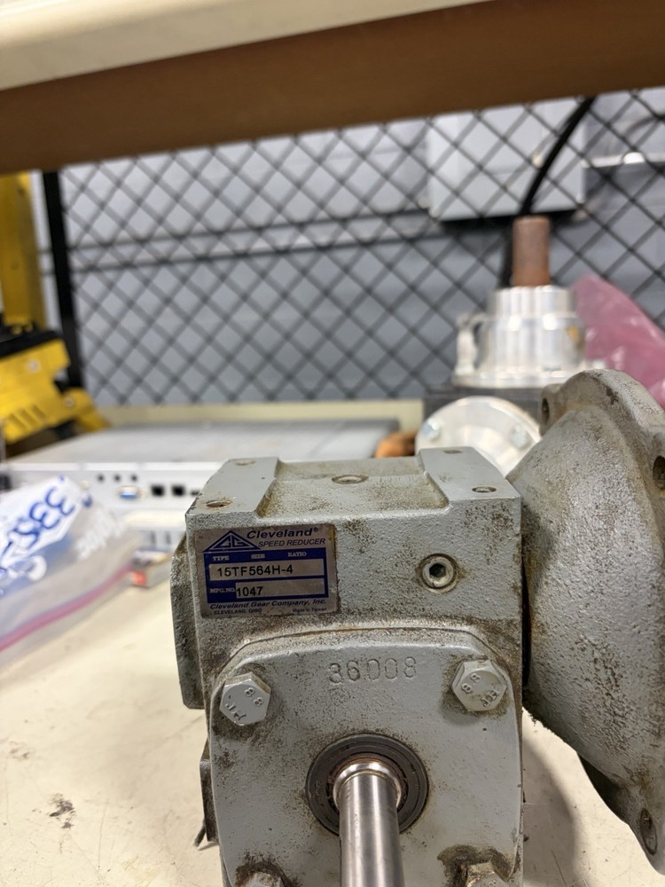 Cleveland 15TF564H-4 Speed Reducer USED