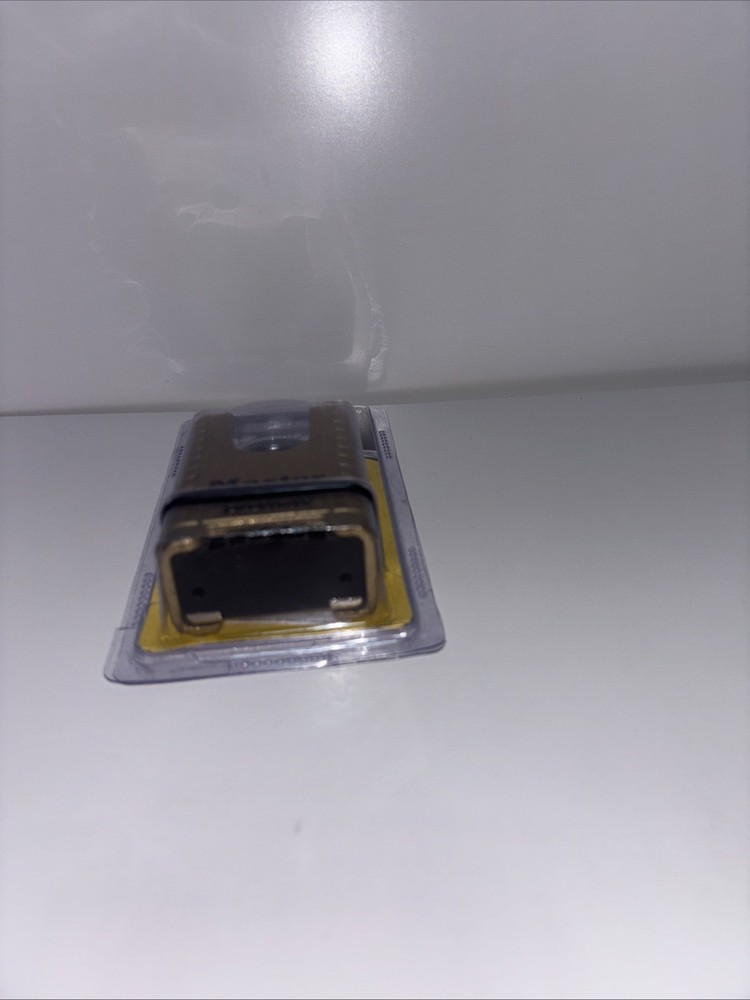 Combination Padlock: High Security, MASTER LOCK, Boron, Brass, Gold,