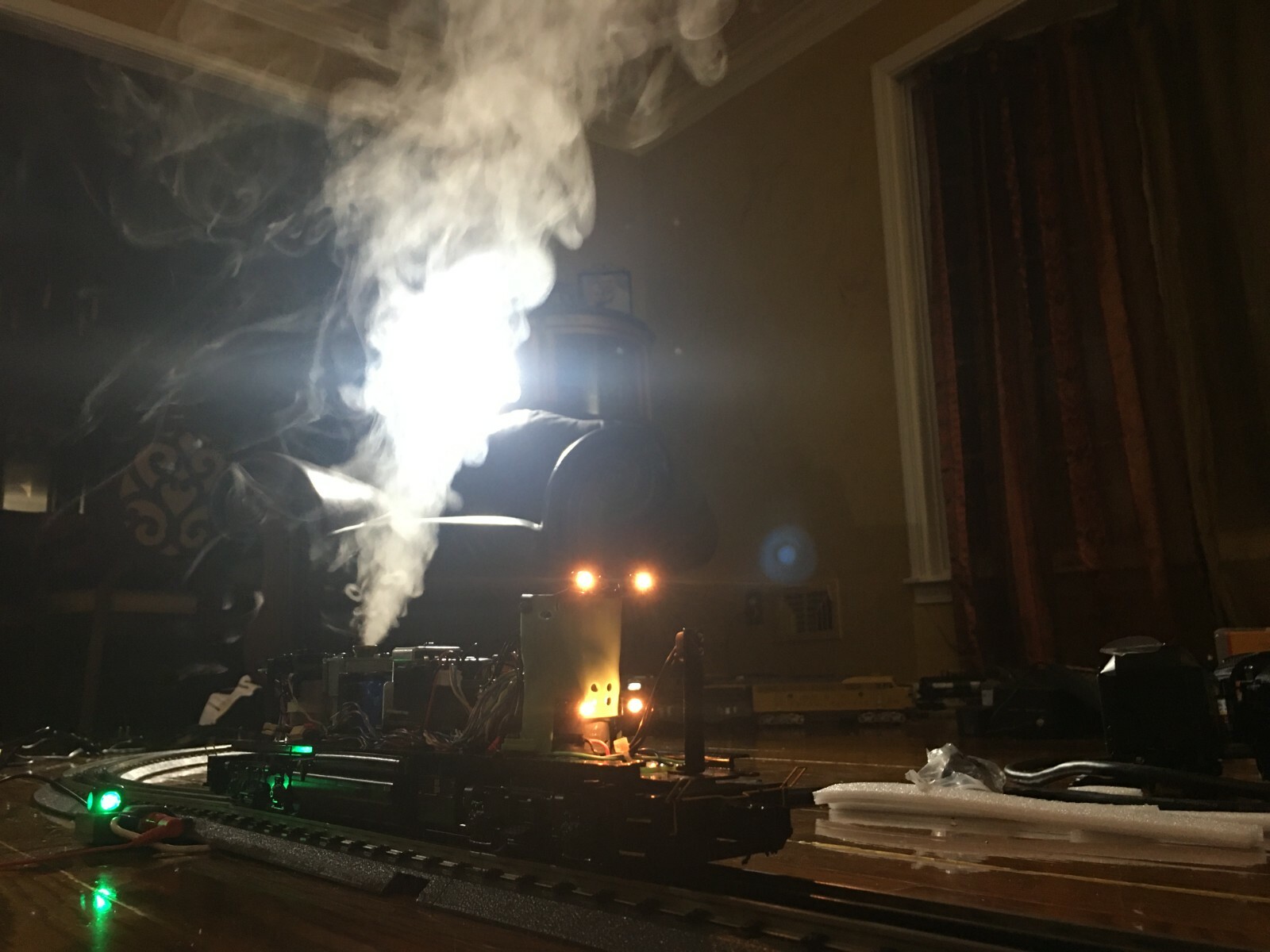 MTH-LIONEL SMOKE FLUID 60-1045 UNSCENTED 7 OZ BIGGER SIZE BETTER VALUE NEW