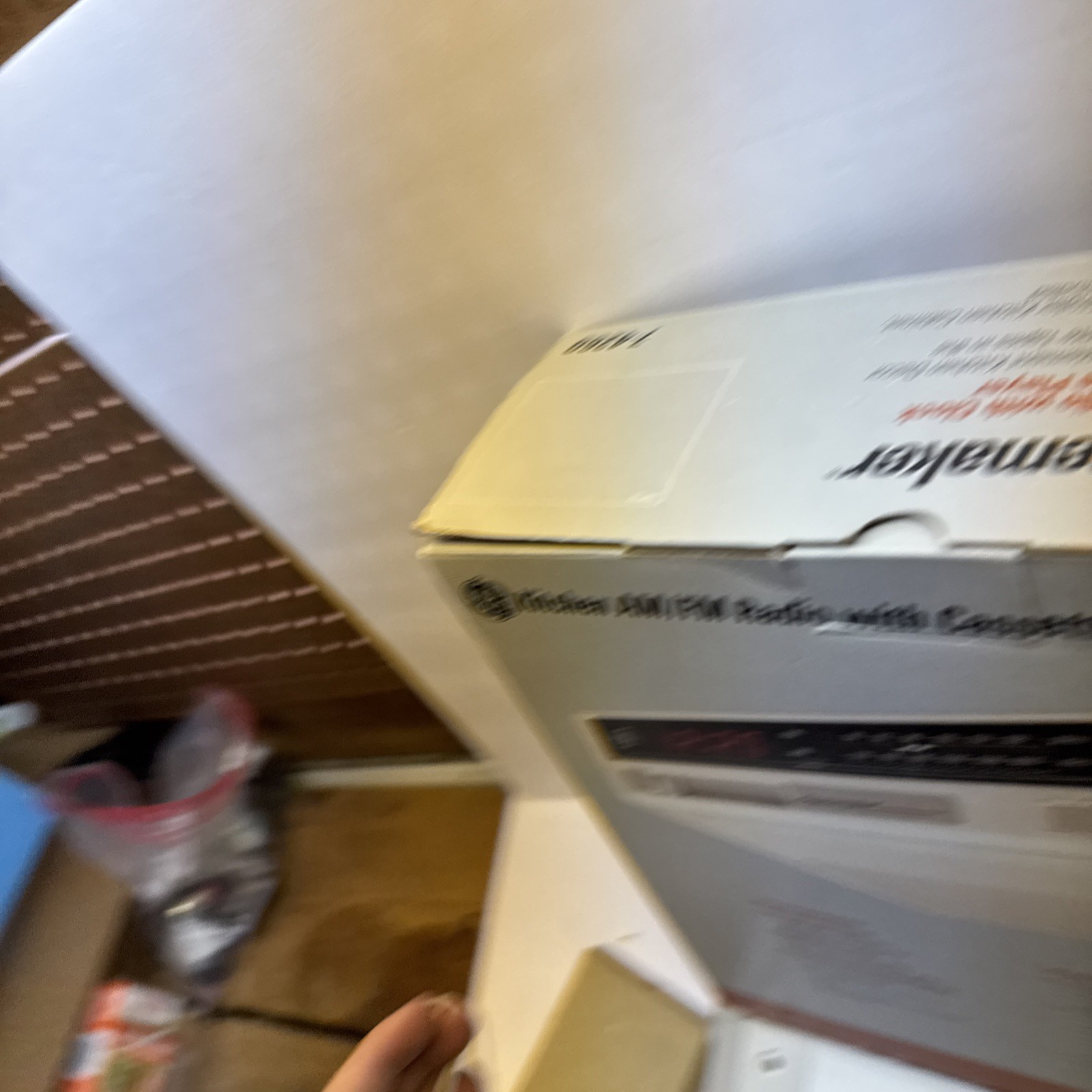 Vintage GE Spacemaker 7-4260 Kitchen AM/FM Radio w/ Cassette Player White Tested