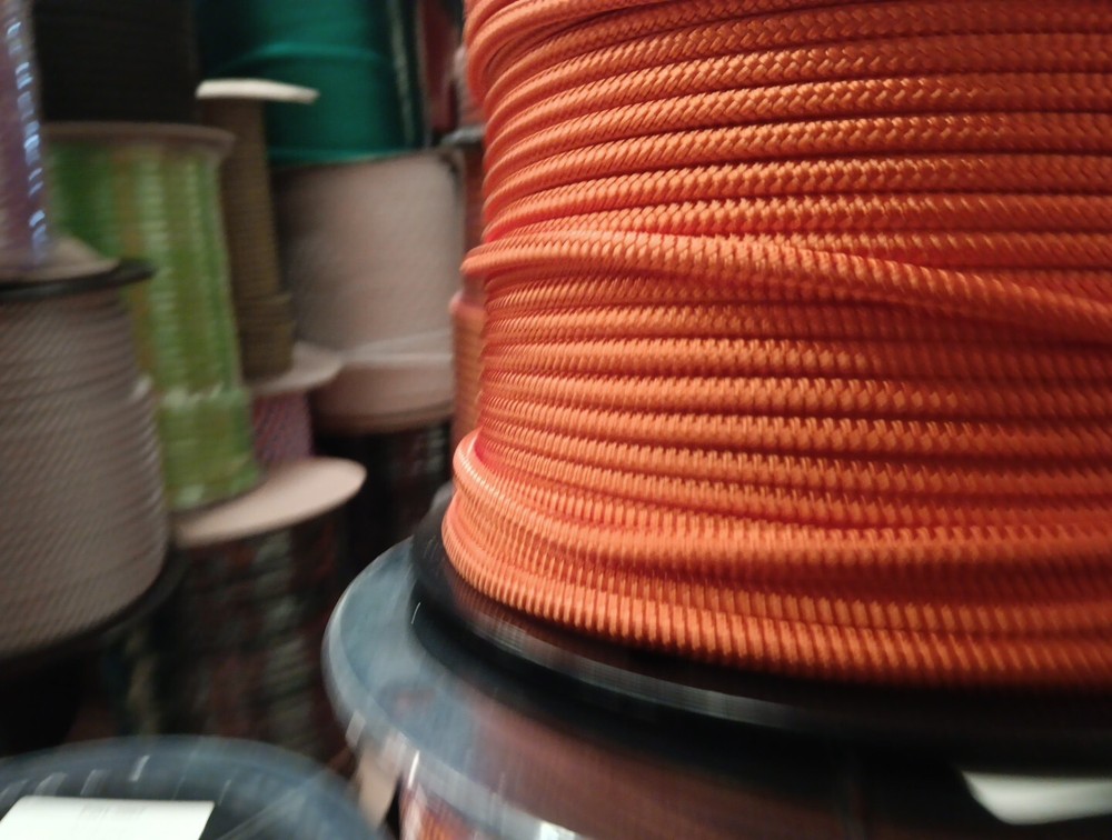 1/4 x 100 ft. Double Braid-Yacht Braid polyester rope. Burnt Orange