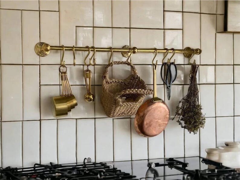 Solid Brass Hanging Pot Rack – Antique Brass Kitchen Rail with Hooks, Wall-Mount