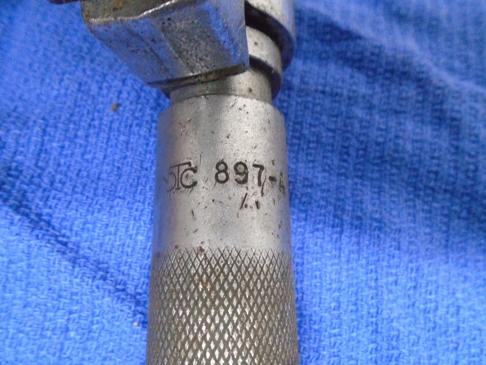OTC 897-A Universal Outside Thread Chaser