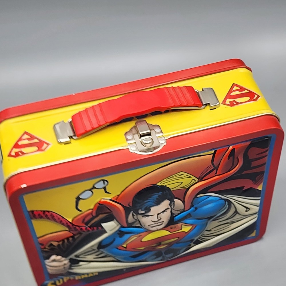 2000 DC Comics Superman Magic Mountain 3D Lunch Box Vintage