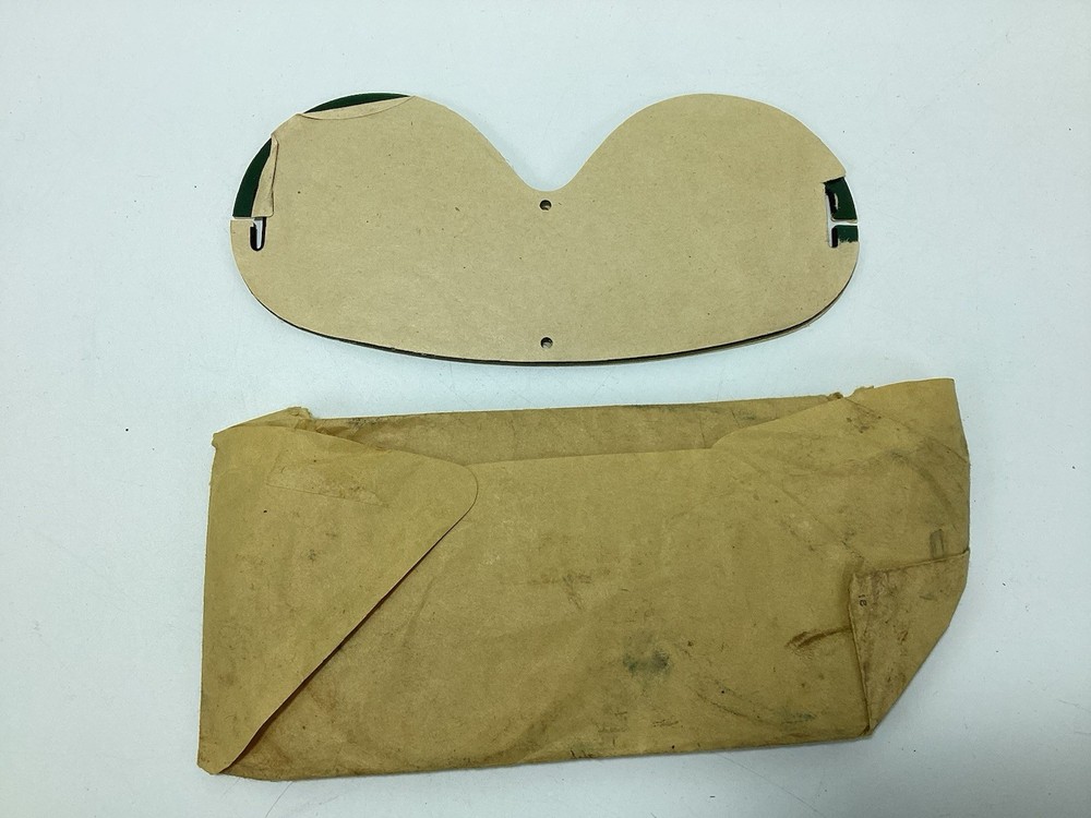 ORIGINAL WWII US ARMY M1944 GOGGLES GREEN REPLACEMENT LENSES