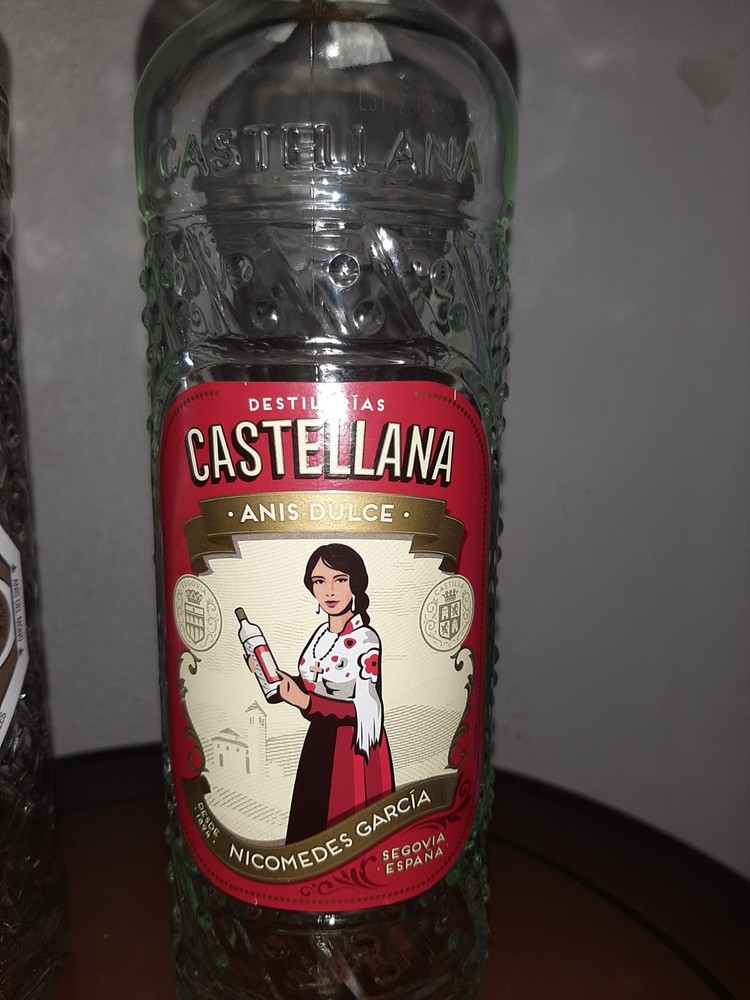 Anises Empty Glass Bottles