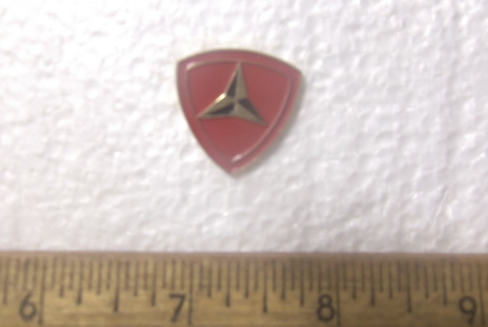US Marine Corps - 3rd Marine Division Pin
