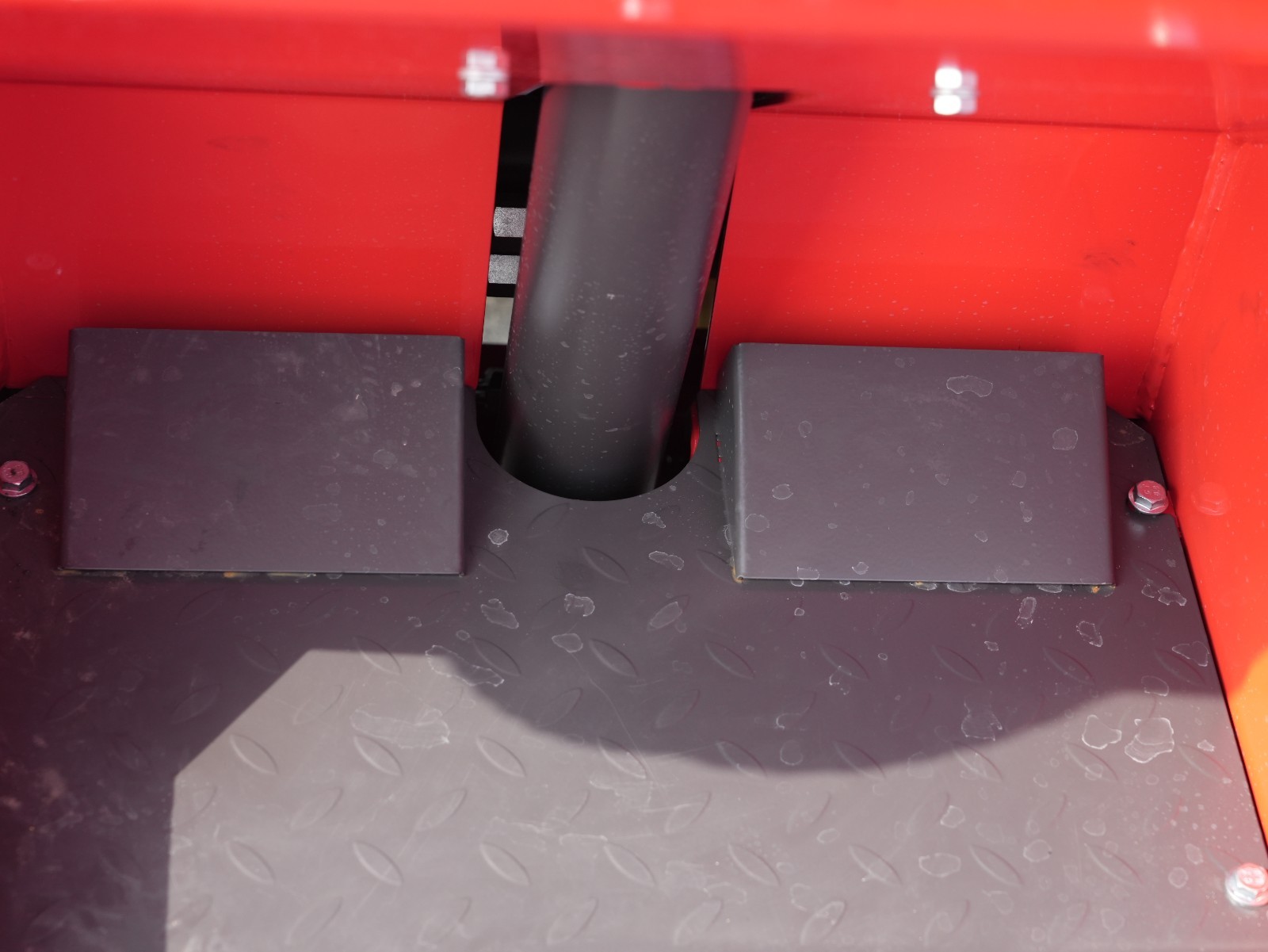 B&S 23HP Ride-On Wheeled Mini Skid Steer Loader with EPA Engine