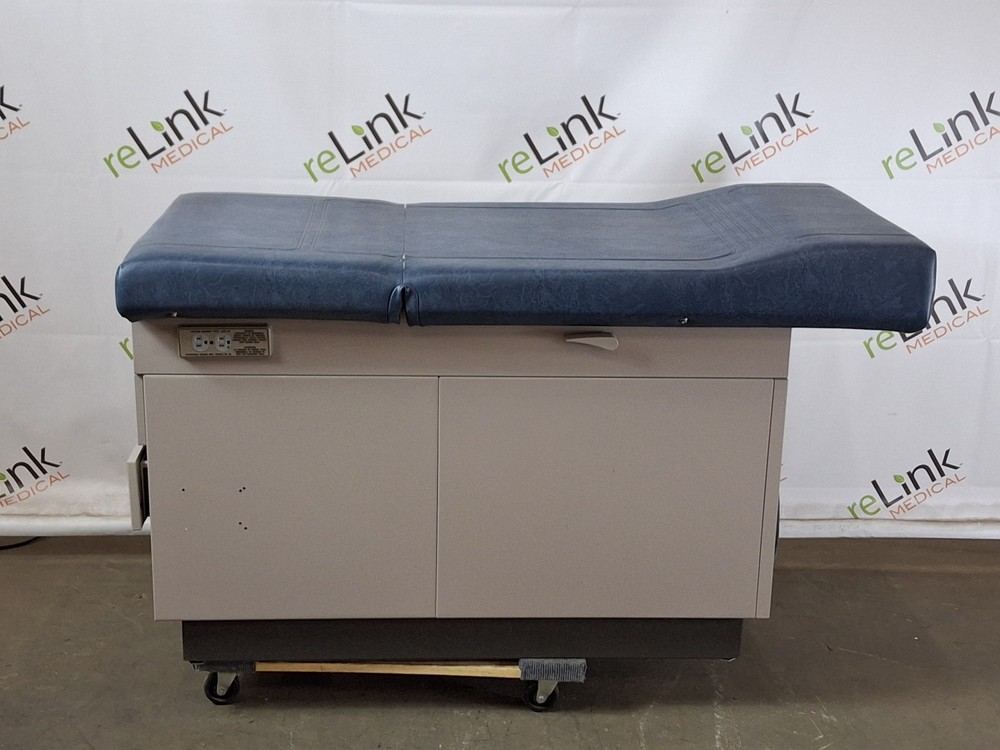 Ritter 104 Exam Table