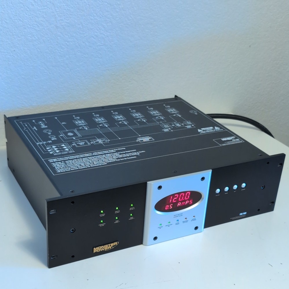 Monster Power PRO 7000 PowerSource Power Conditioner 12 Outlets - Tested/Working