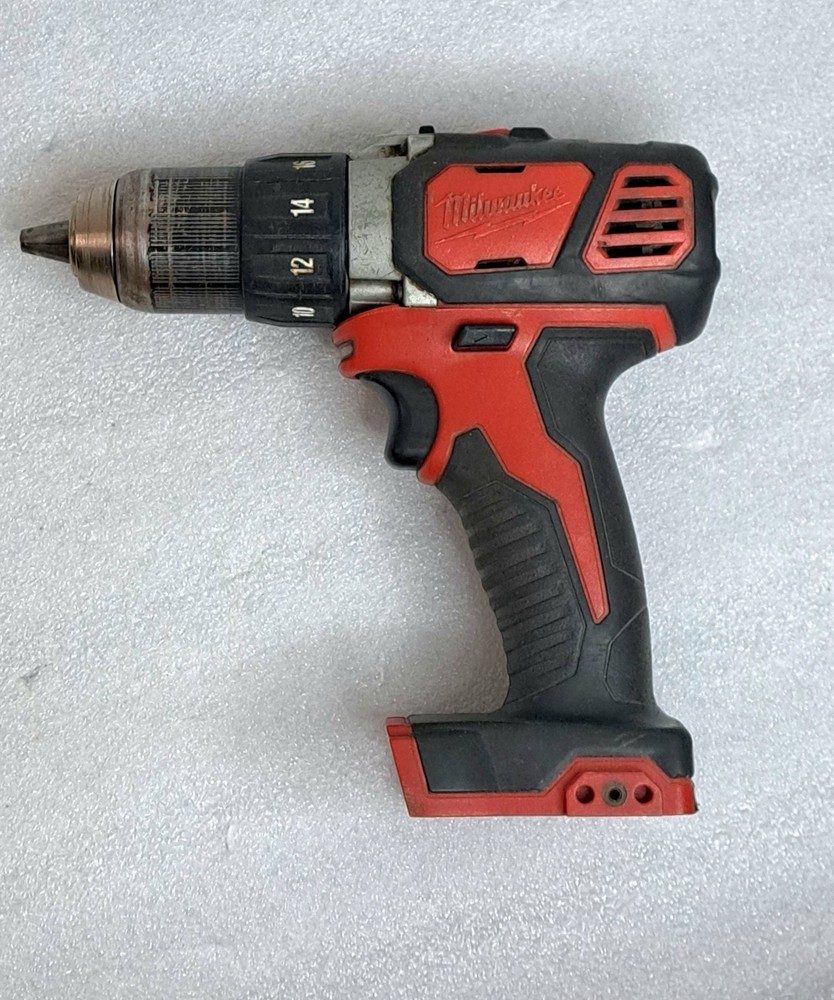 Milwaukee 2606-20 1/2" Cordless Drill/Driver Kit Case Bits Manual Tool Only Work