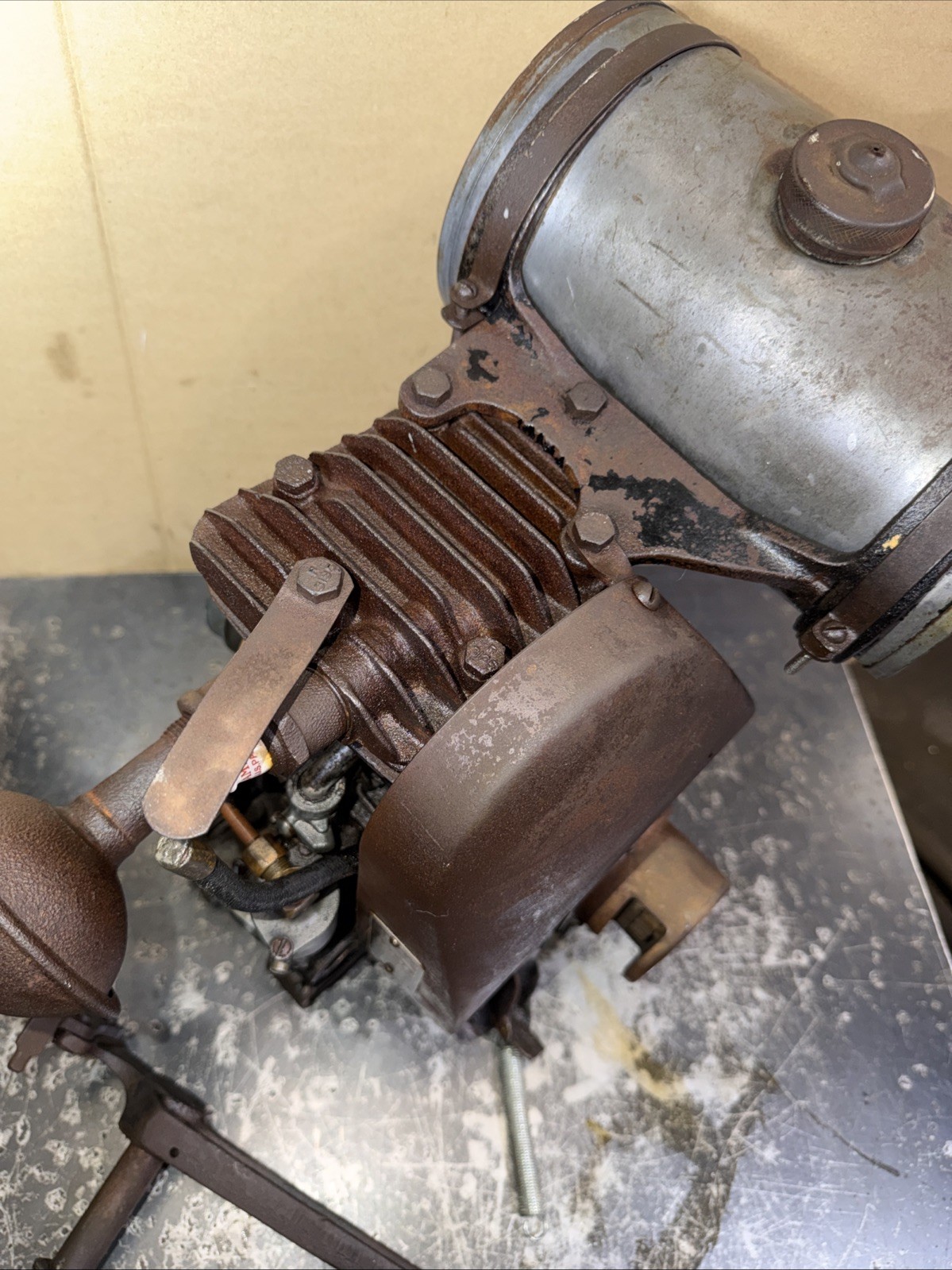 Antique Briggs & Stratton Model H Kick Start Aircooled Engine