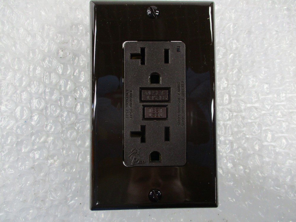 LEVITON 7899 RECEPTACLE NSMP