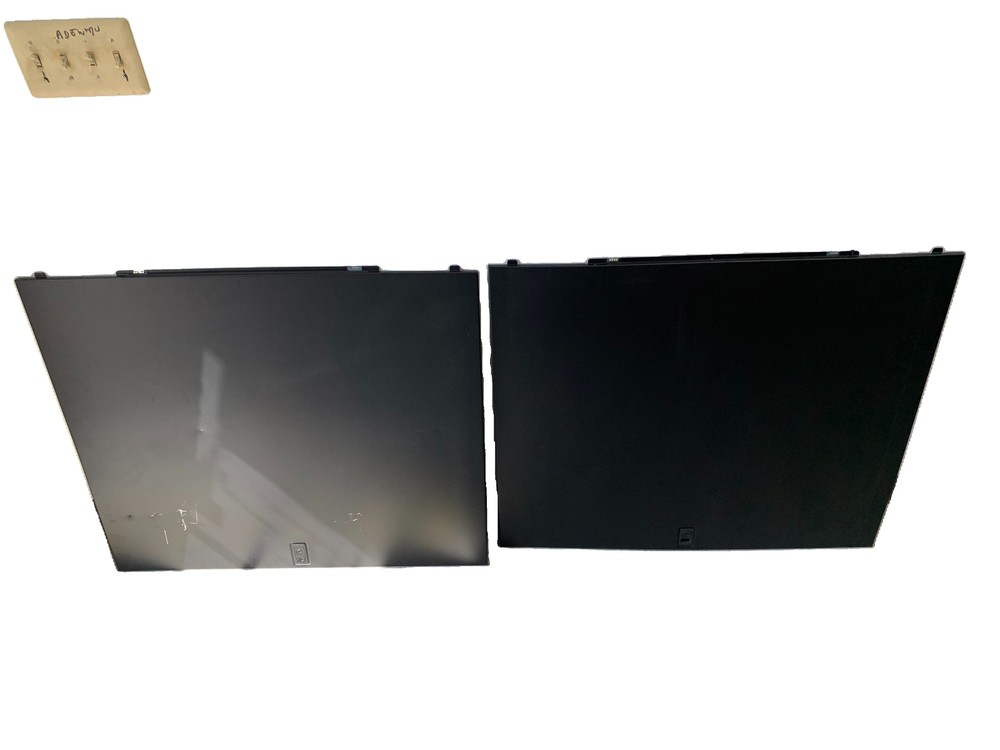 NetShelter SX® Side Panel Installation - AR7301, AR7371