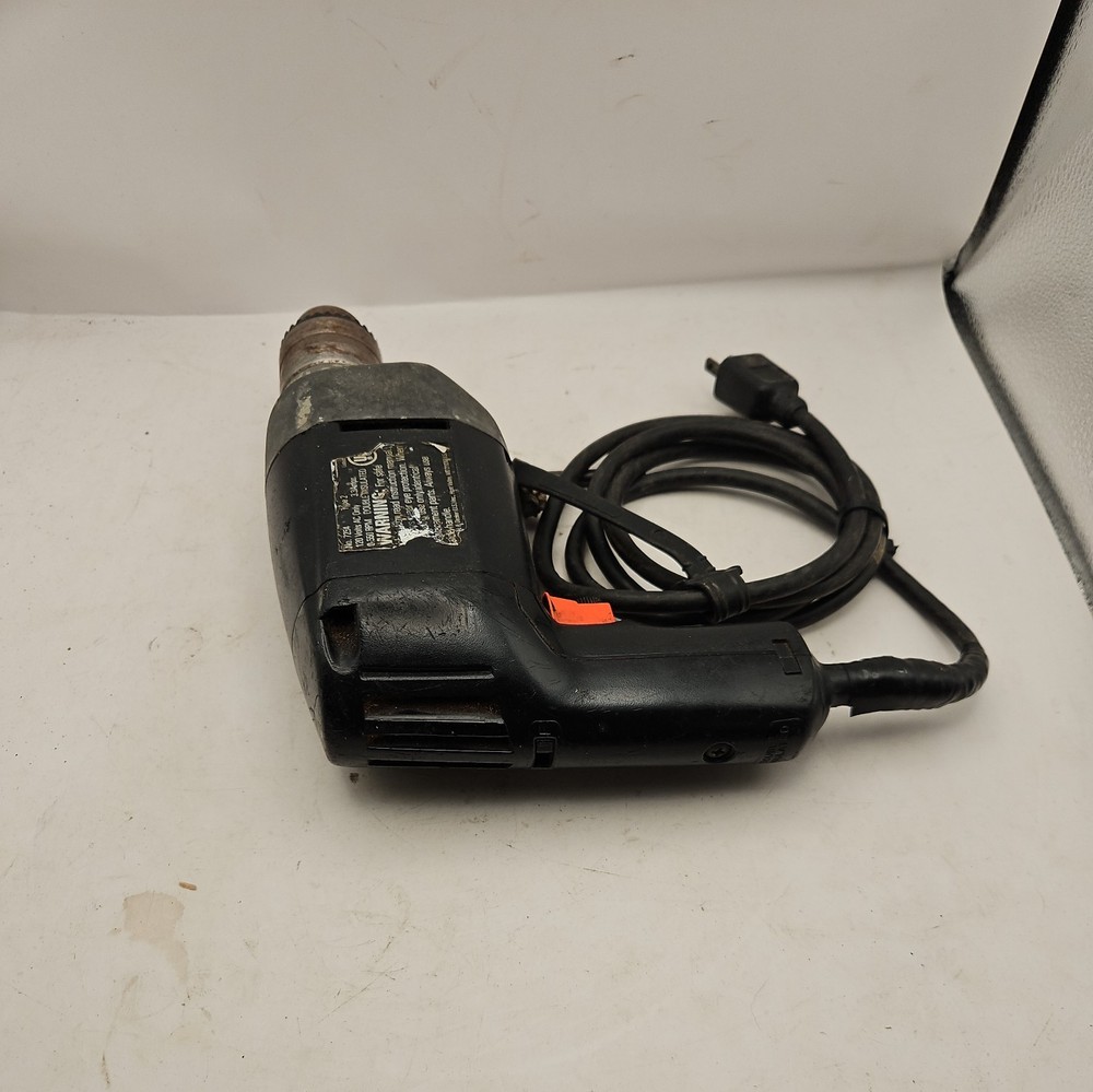 Black & Decker 1/2” Drill 7254 Variable Speed Reversible w/ chuck key