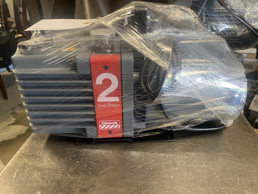 Edwards E2M2 Vacuum Pump